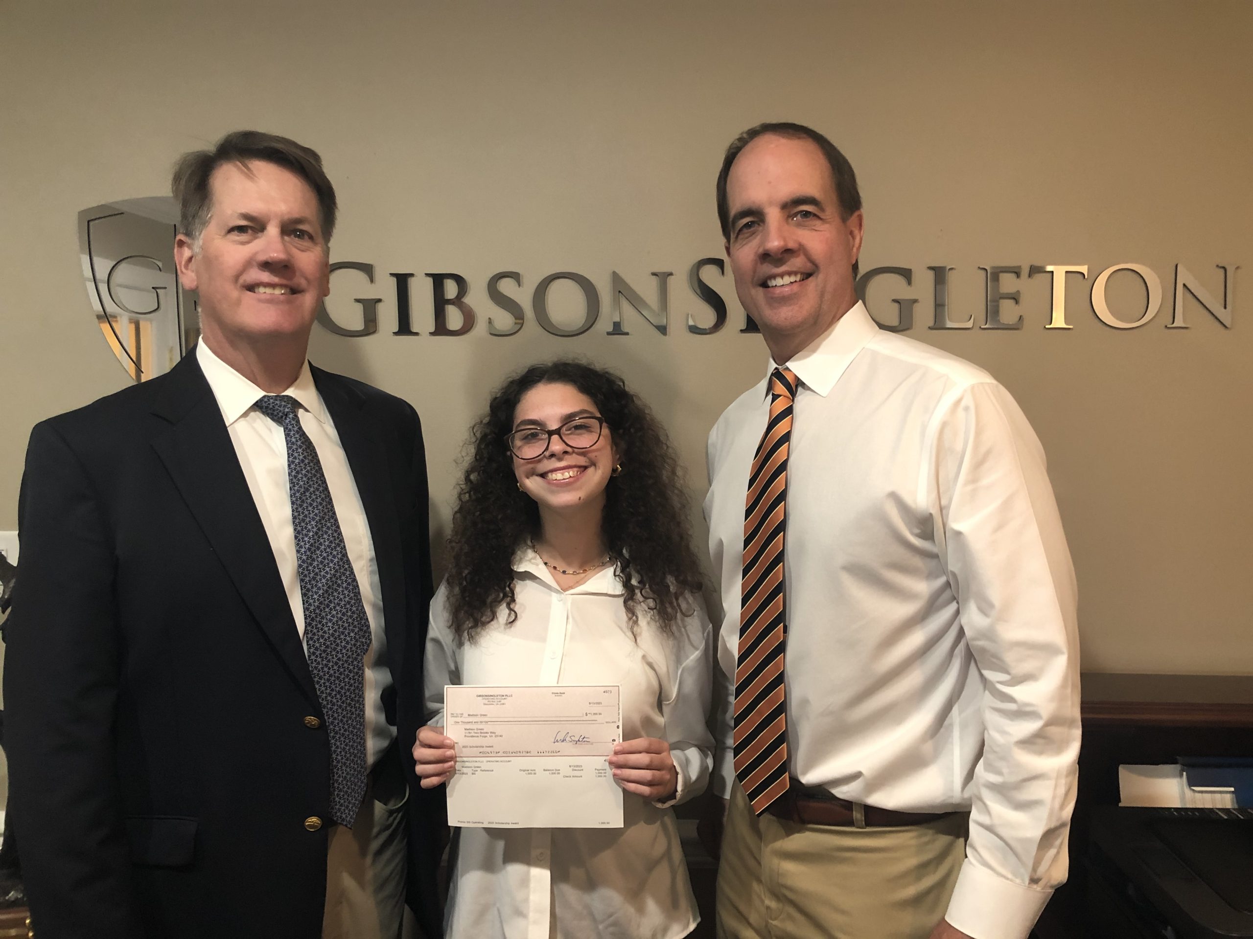 Gloucester-based attorneys John Singleton and Ken Gibson award 2023 New Kent High School graduate Madison Green a $1,000 college scholarship for writing the winning essay in their statewide “Texts=Wrecks” contest, which attracted more than 200 entries. We are concluding this year’s campaign to reduce the number of people injured or killed by distracted drivers in Virginia.